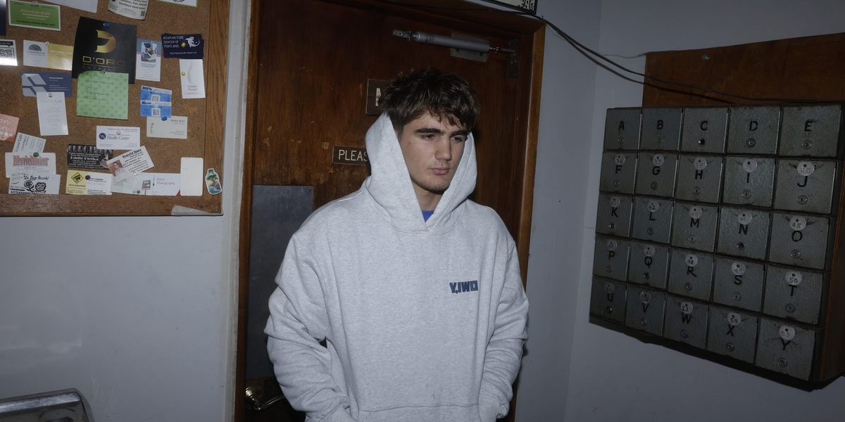 Hardwear Hoodie – Yeah I Work Out